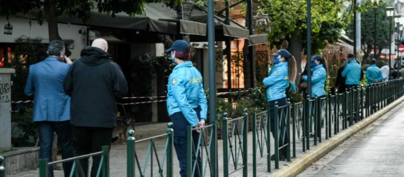 Η κυβέρνηση έστειλε την αστυνομία να φυλάει... την Βεάκη στο Περιστέρι: «Απέτρεψαν» το πάρτι με 9 παραγωγές